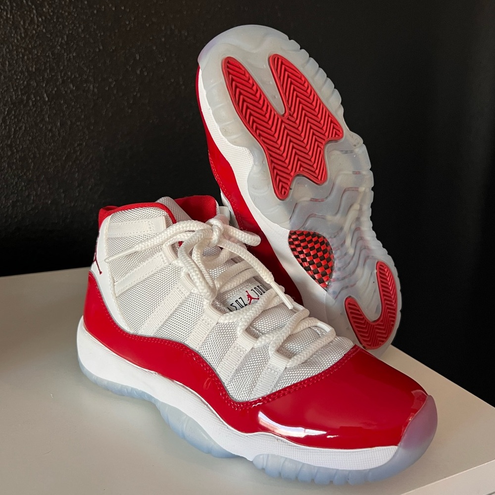 Air Jordan 11 Retro Cherry Shoes